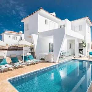 Villa Marimar, Protaras